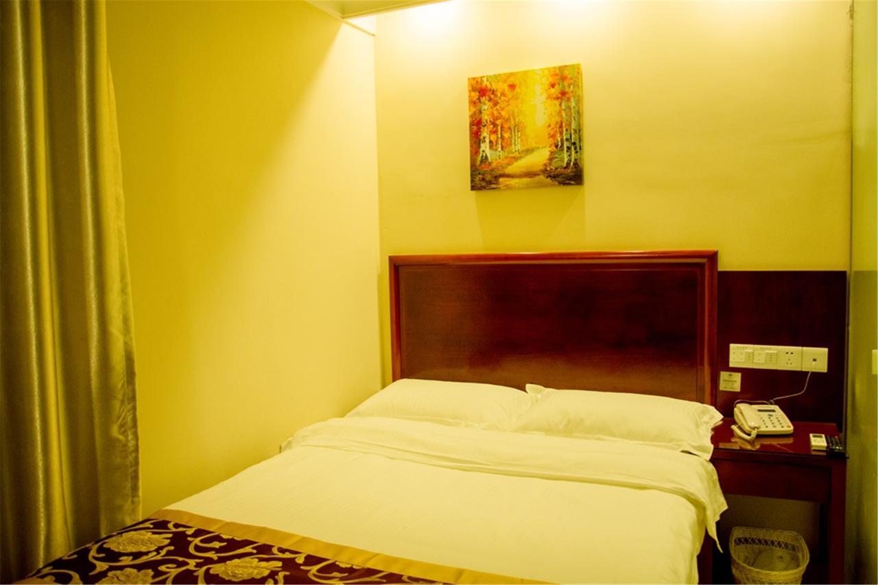Greentree Inn Anhui Wuhu Zhongshan Road Pedestrian Street Express Hotel Экстерьер фото
