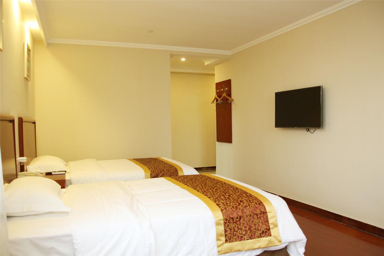 Greentree Inn Anhui Wuhu Zhongshan Road Pedestrian Street Express Hotel Экстерьер фото