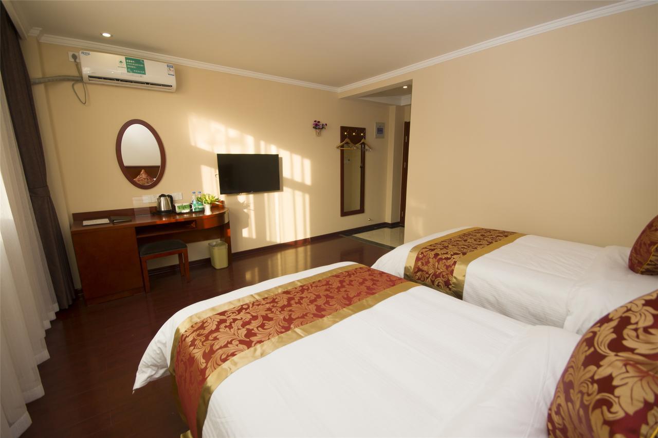 Greentree Inn Anhui Wuhu Zhongshan Road Pedestrian Street Express Hotel Экстерьер фото