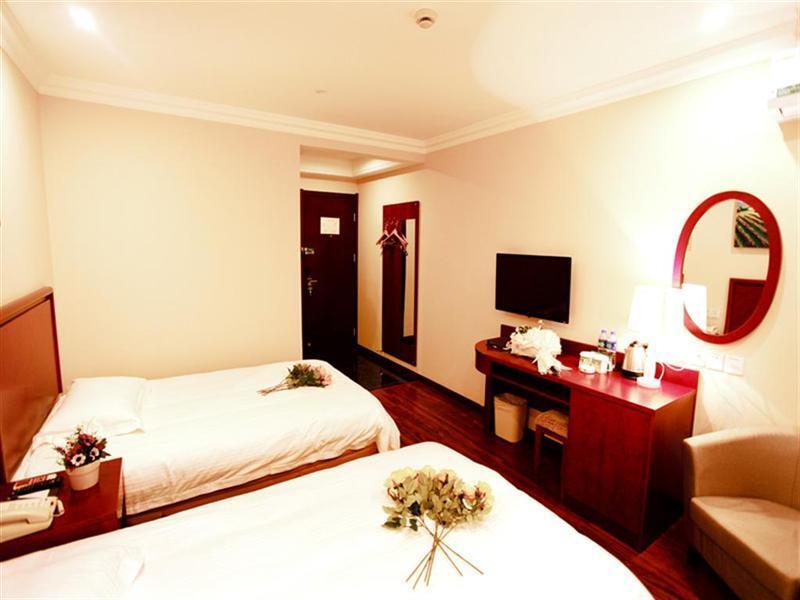 Greentree Inn Anhui Wuhu Zhongshan Road Pedestrian Street Express Hotel Экстерьер фото